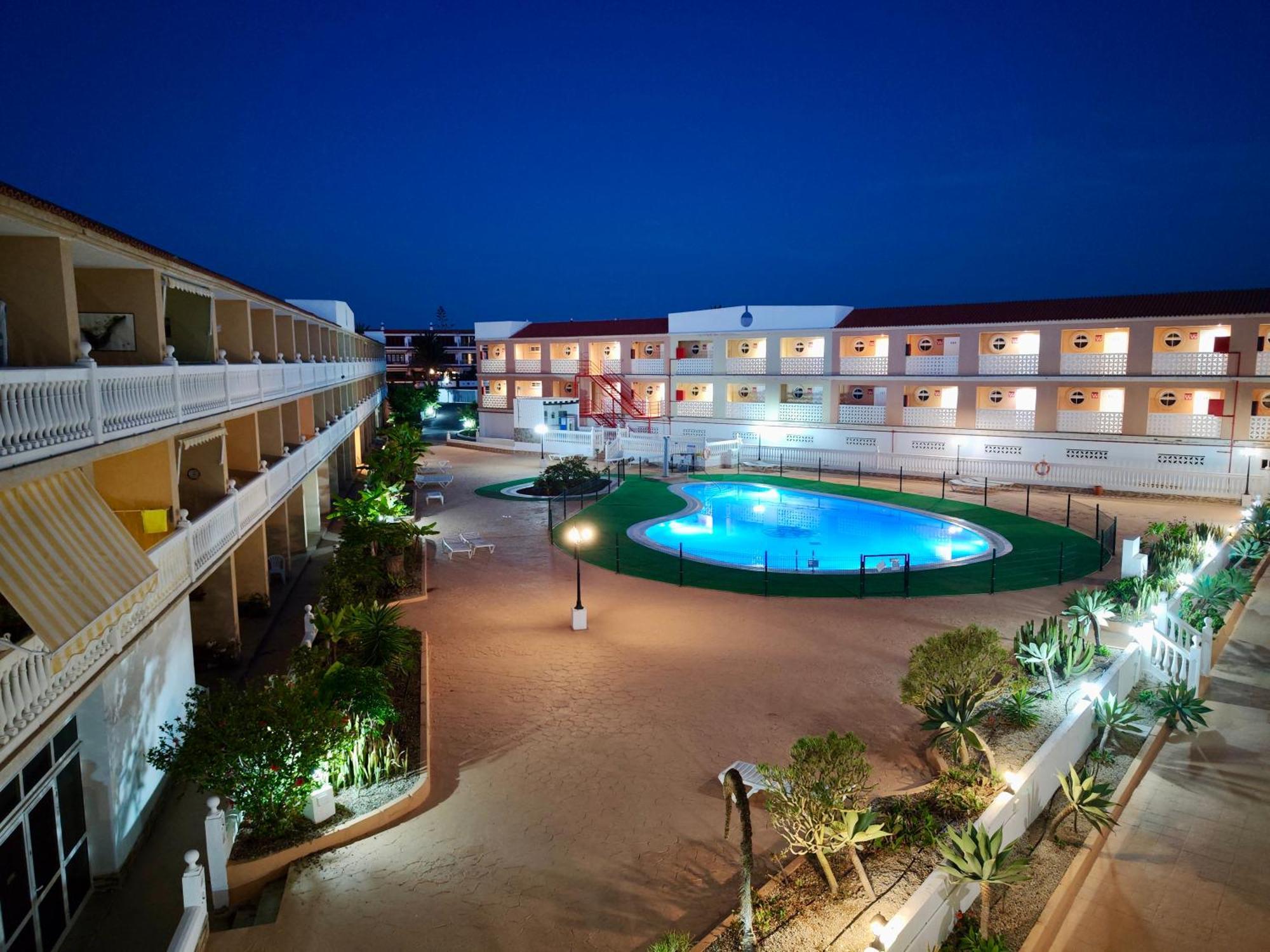Encantador Estudio Con Terraza Privada Y Espectaculares Vistas Al Mar En Costa Del Silencio, Cerca De Los Cristianos Esterno foto